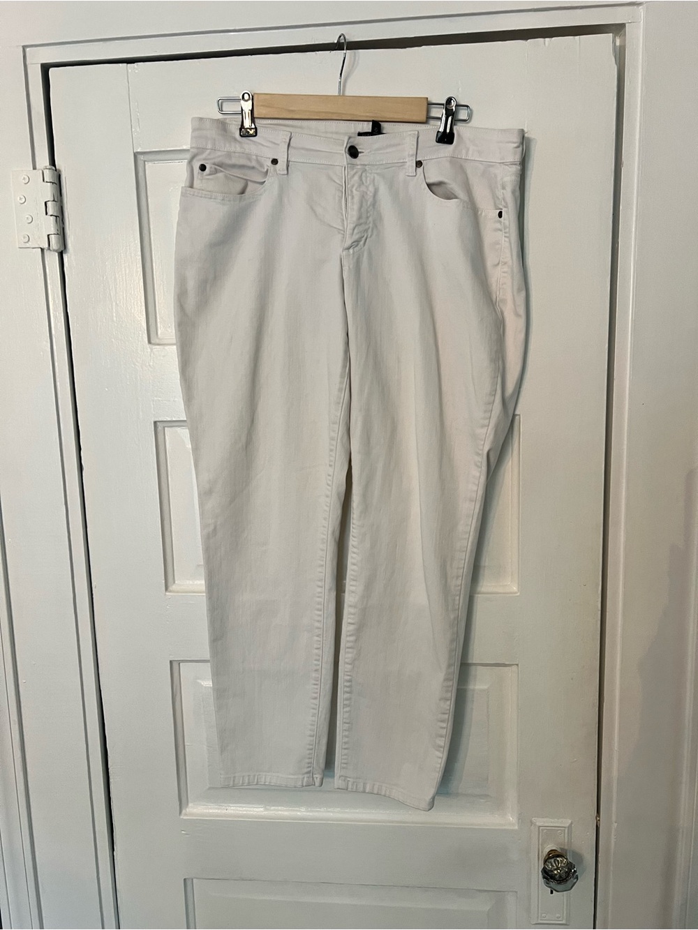 Eileen Fisher White Straight-Leg Jeans